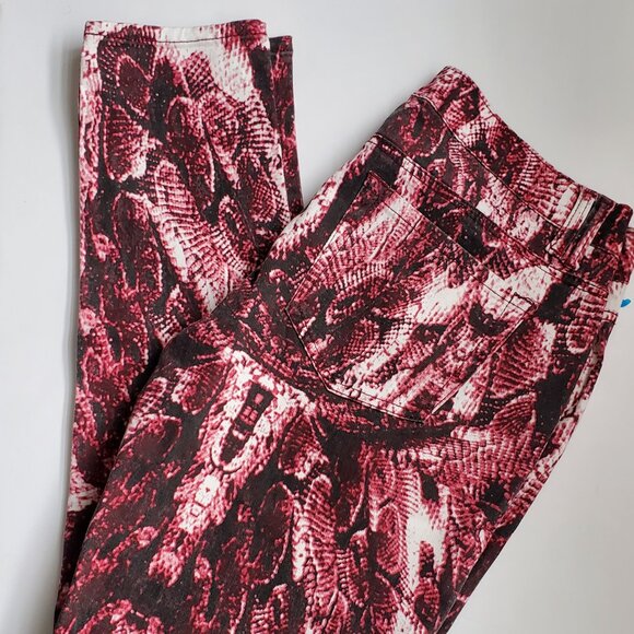 Women's Snakeskin Print Skinny Jeans Reptile Print Burgundy Merlot Pockets sz 30 - Picture 4 of 13